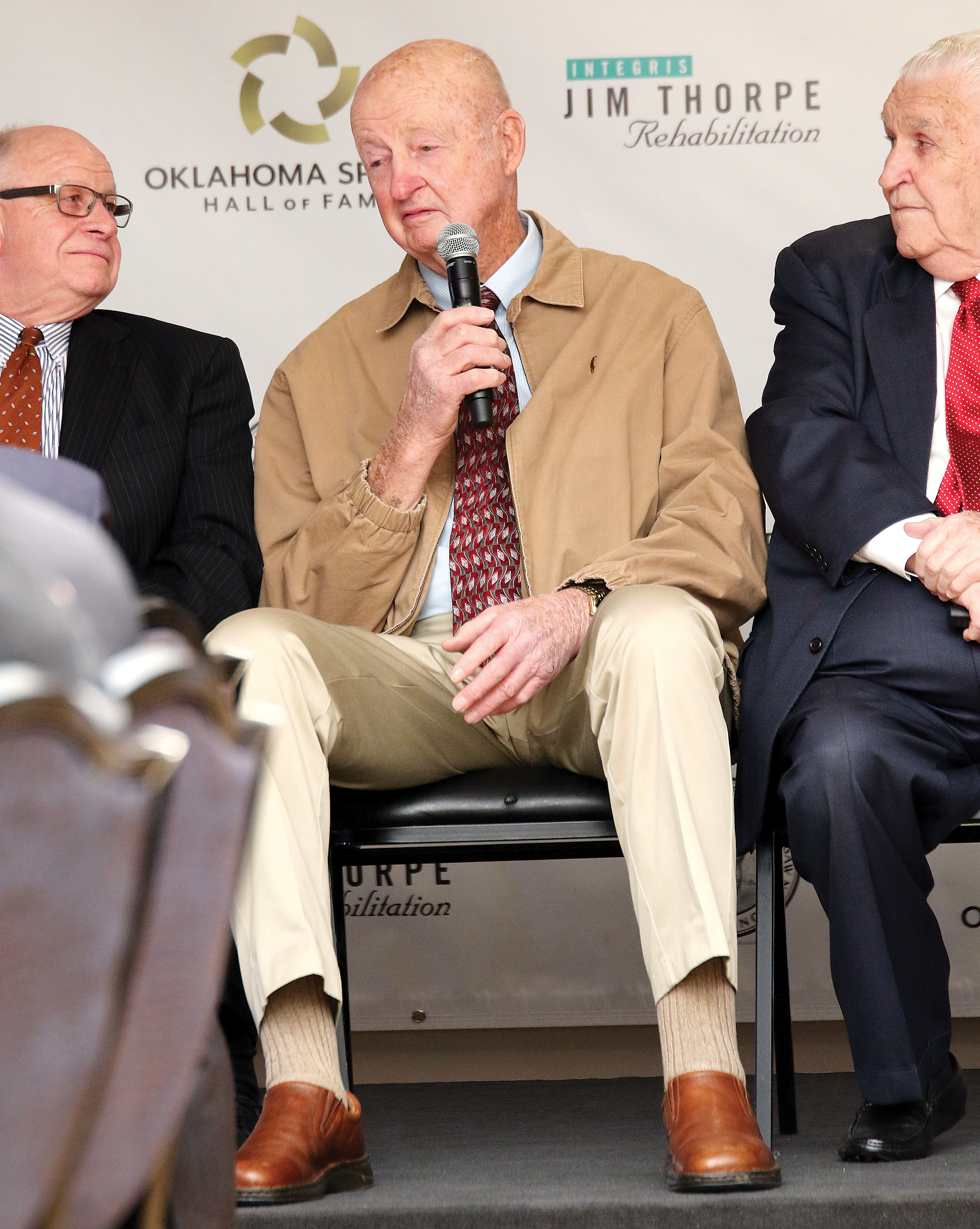 Cliff Reed From the sidelines: Reed’s persona leaves lasting touch on many | El ...