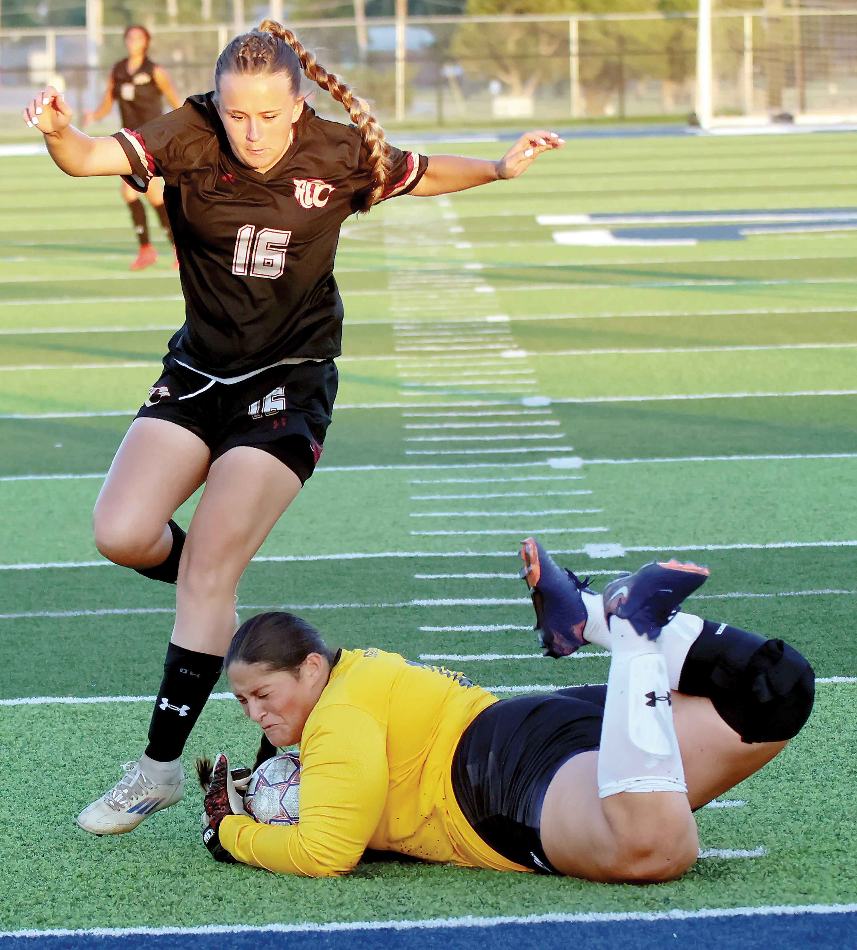 Redlands remains undefeated with win over Missouri team | El Reno Tribune