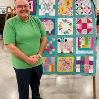 Quilt winner Ken Turner