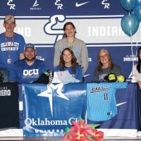 Softball signee_story