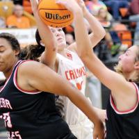 CHS girls basketball_Myers battles