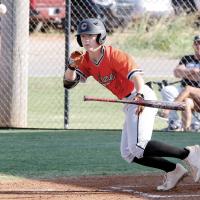 Kaleb Thiessen lays down a bunt