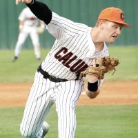 Kaleb Thiessen throws a pitch
