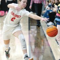 Allie Harris tries to chase down a loose ball