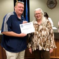Retiring city employees honored for service by council_1