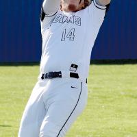 Dacus Cooper snags a pop-up