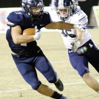 EHS football_LaFoe dodges