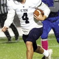 EHS football_Xavier Devereaux runs for score