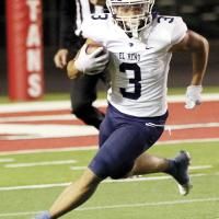 Malachi Nicholson runs to the outside on a sweep play