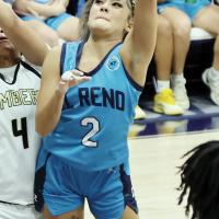 Juliana Thomas (2) shoots a running jumper in traffic