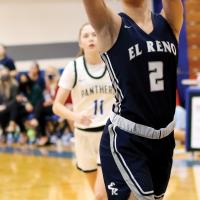 Ashlyn Evans-Thompson shoots a jumper