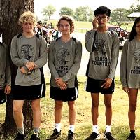 Members of the EHS cross country team and coaches Jennifer and Cary Myers