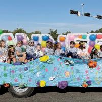Banner float_1