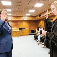 Humphries sworn in as District 4 DA_1