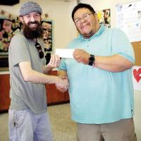 Masons donate to Mobile Meals_story