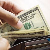 Survey: Most economists reject SQ 832-style wage hikes_art