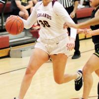 Idalis Ortiz dribbles during a recent home game