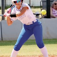 Jaidyn Grandstaff eyes a pitch sail out of the strike zone