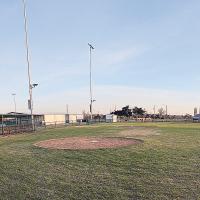 El Reno has the facilities such as Memorial Stadium and Ashbrook Complex