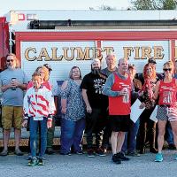 Calumet residents came out to cheer on the local runners