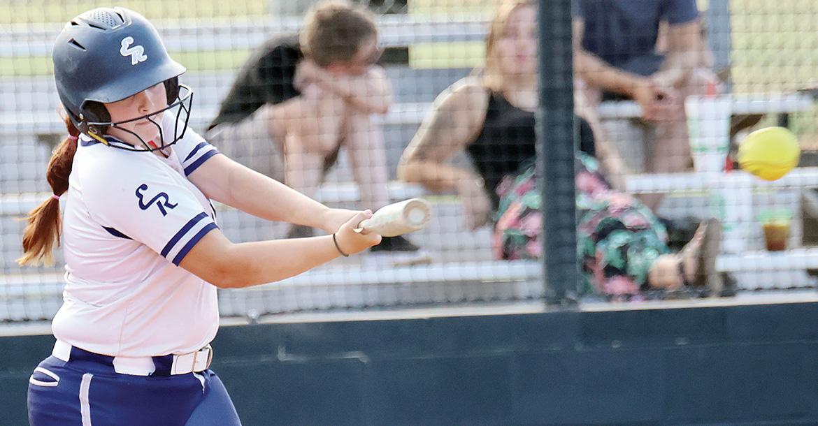 Kylie Mann connects with a pitch_slideshow