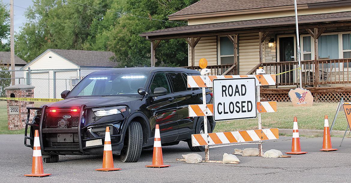 El Reno police cruiser is helping block access to Choctaw Street_slideshow