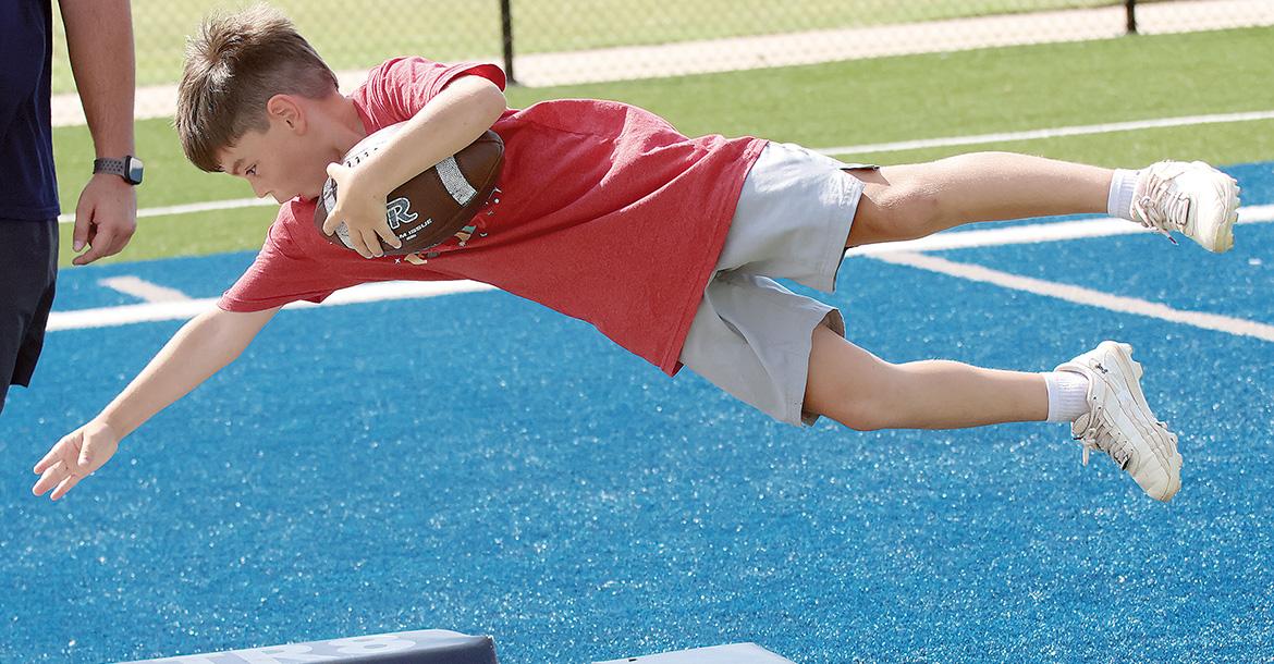 Free football skills clinic_slideshow