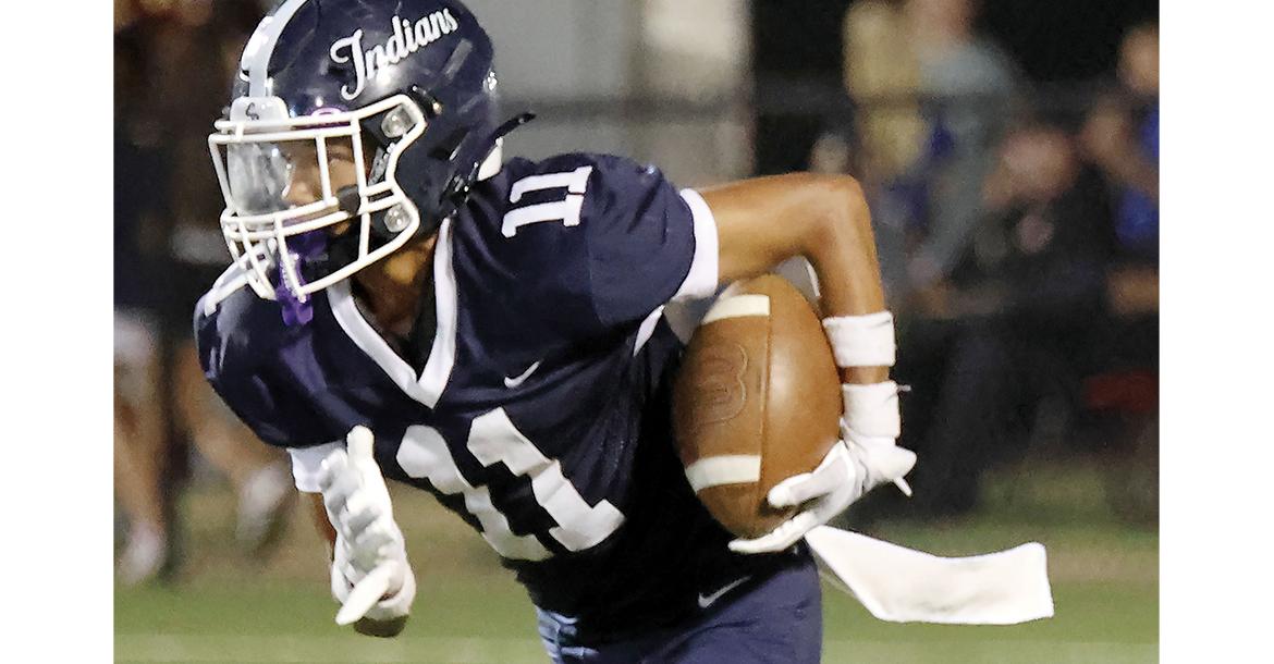 Bentley Evans returns a kickoff_slideshow