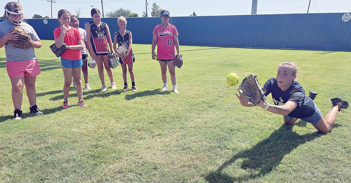 Softball camp_slideshow