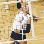 Ruby Curtis (6) attempts a kill near the boundary antenna